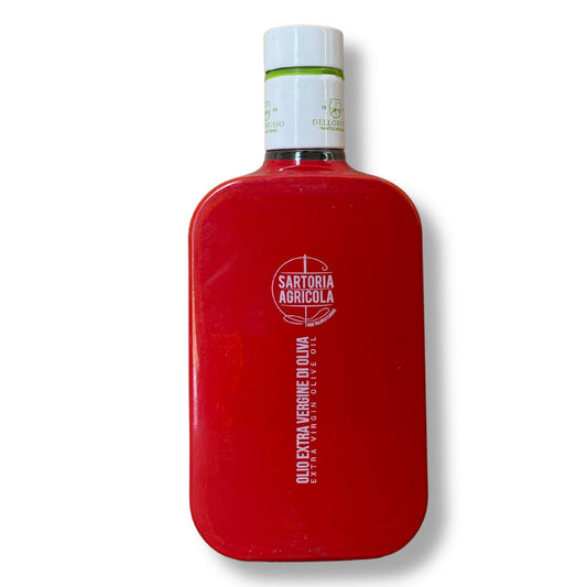 Red Passion olijfolie uit Puglia – Signature Herfst Blend van SOGNO by Hetty. Extra vierge, medium fruitig en koudgeperst in een limited edition rode designfles. Perfect voor herfstgerechten.