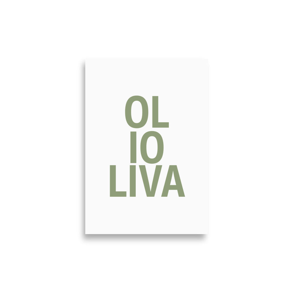Poster Olijfolie – Olio d’Oliva. Minimalistische typografie poster met mediterrane sfeer, ideaal voor keuken of modern interieur. Formaat A4